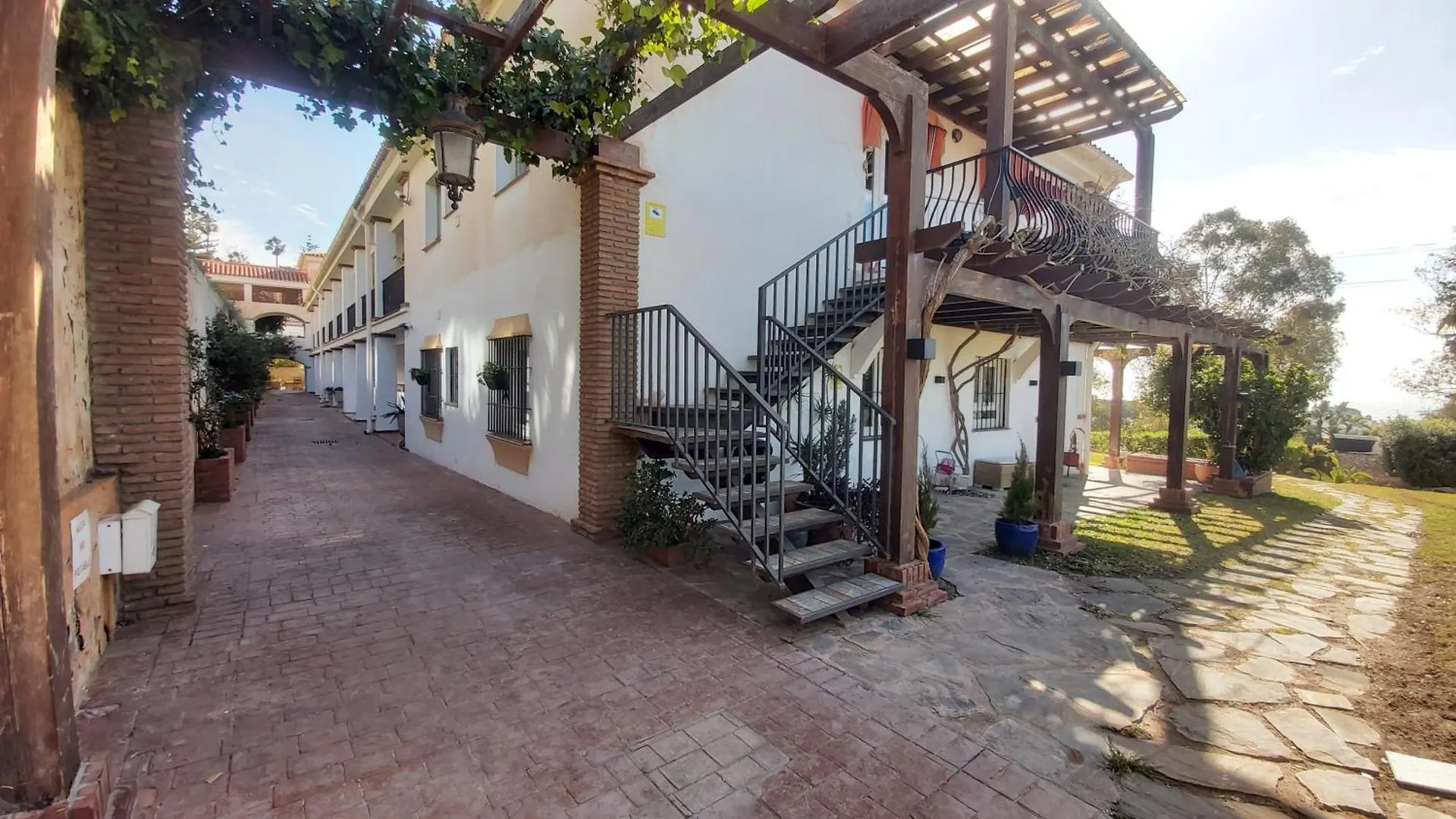 Apartamento Interpares Swimmingpool By Del Parque Flats Málaga