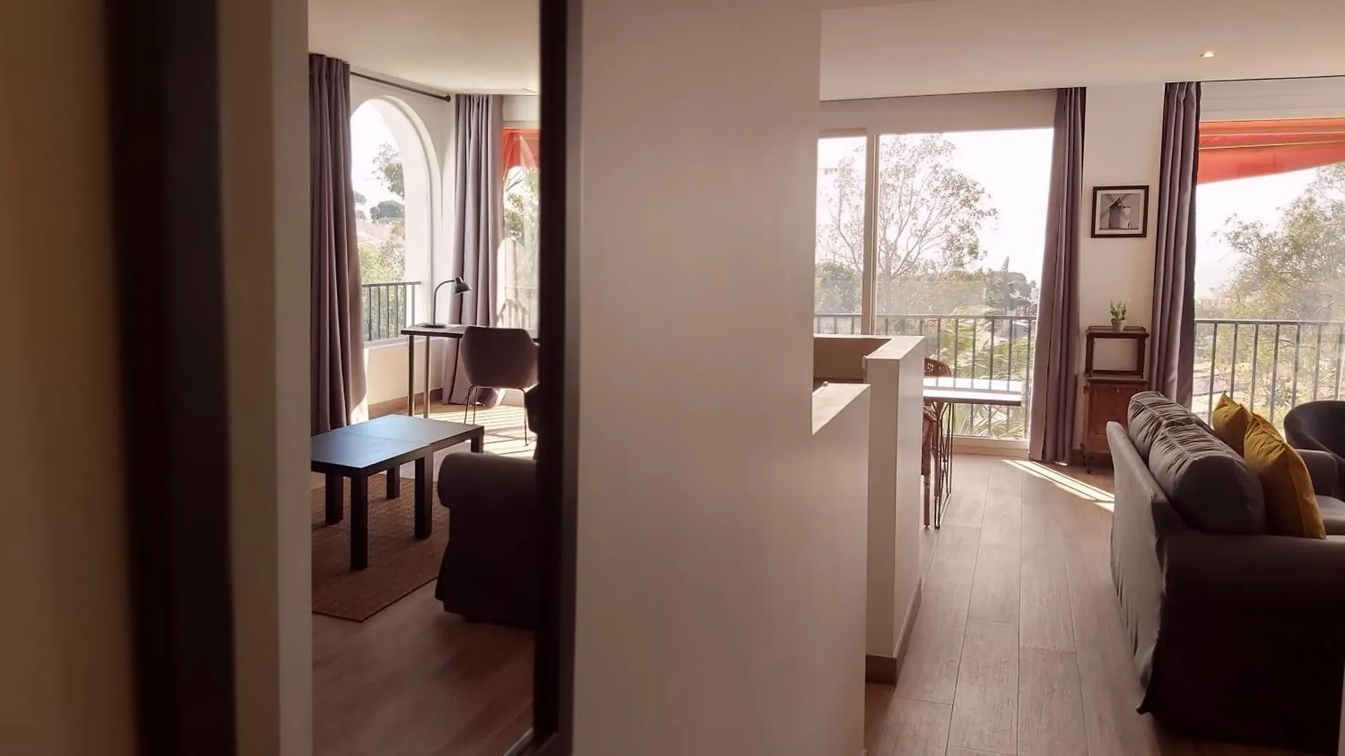 شقة Interpares Swimmingpool By Del Parque Flats مالقة